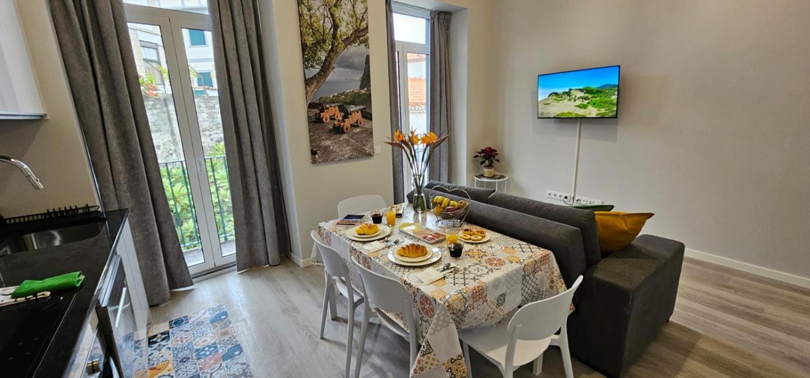 Time Off Madeira Apartment ฟุงชาล ภายนอก รูปภาพ