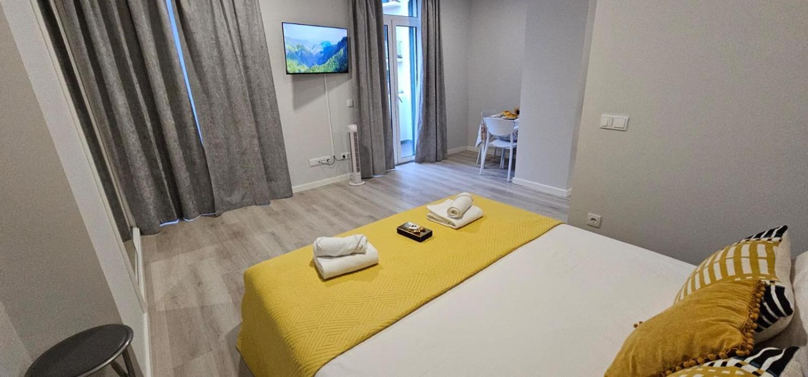 Time Off Madeira Apartment ฟุงชาล ภายนอก รูปภาพ