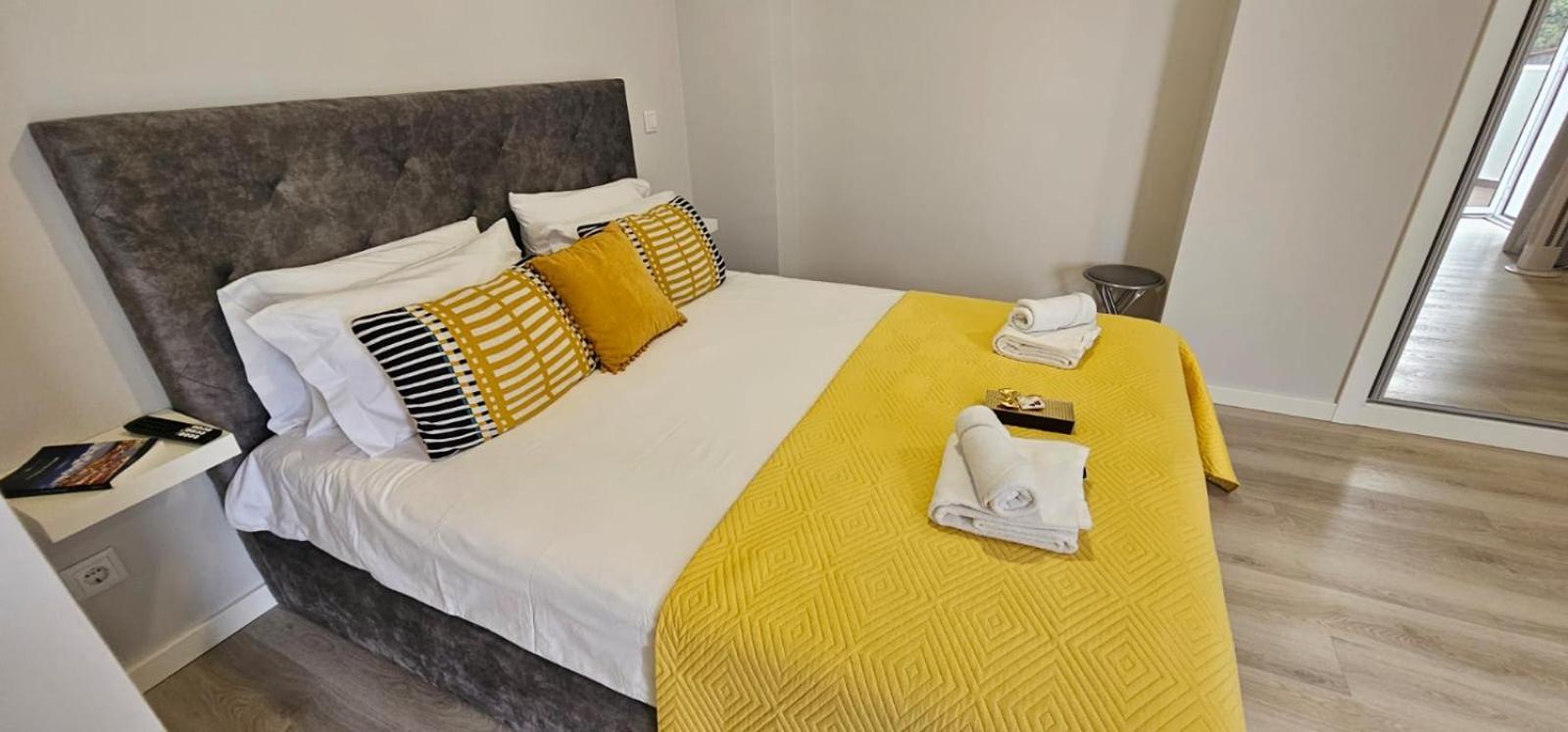 Time Off Madeira Apartment ฟุงชาล ภายนอก รูปภาพ